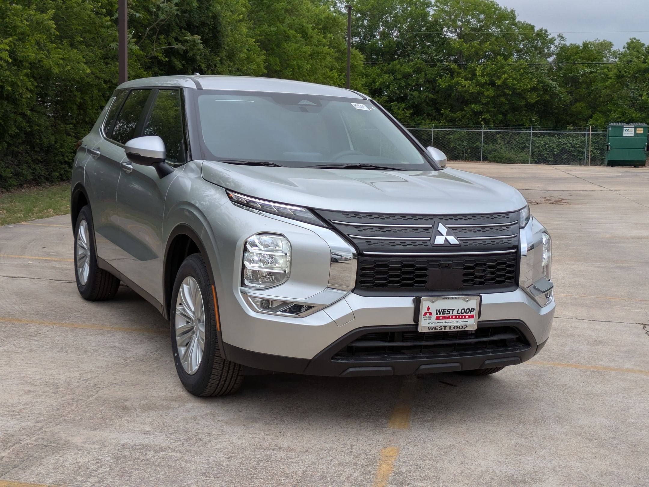 2024 Mitsubishi Outlander ES - Photo 7