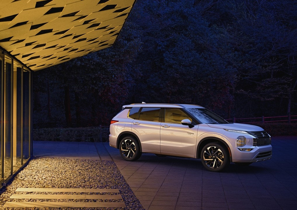 2025 Mitsubishi Outlander PHEV