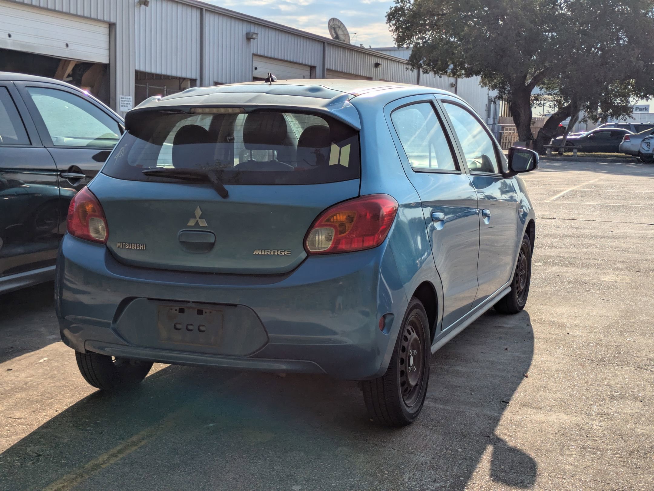 2015 Mitsubishi Mirage DE photo 3