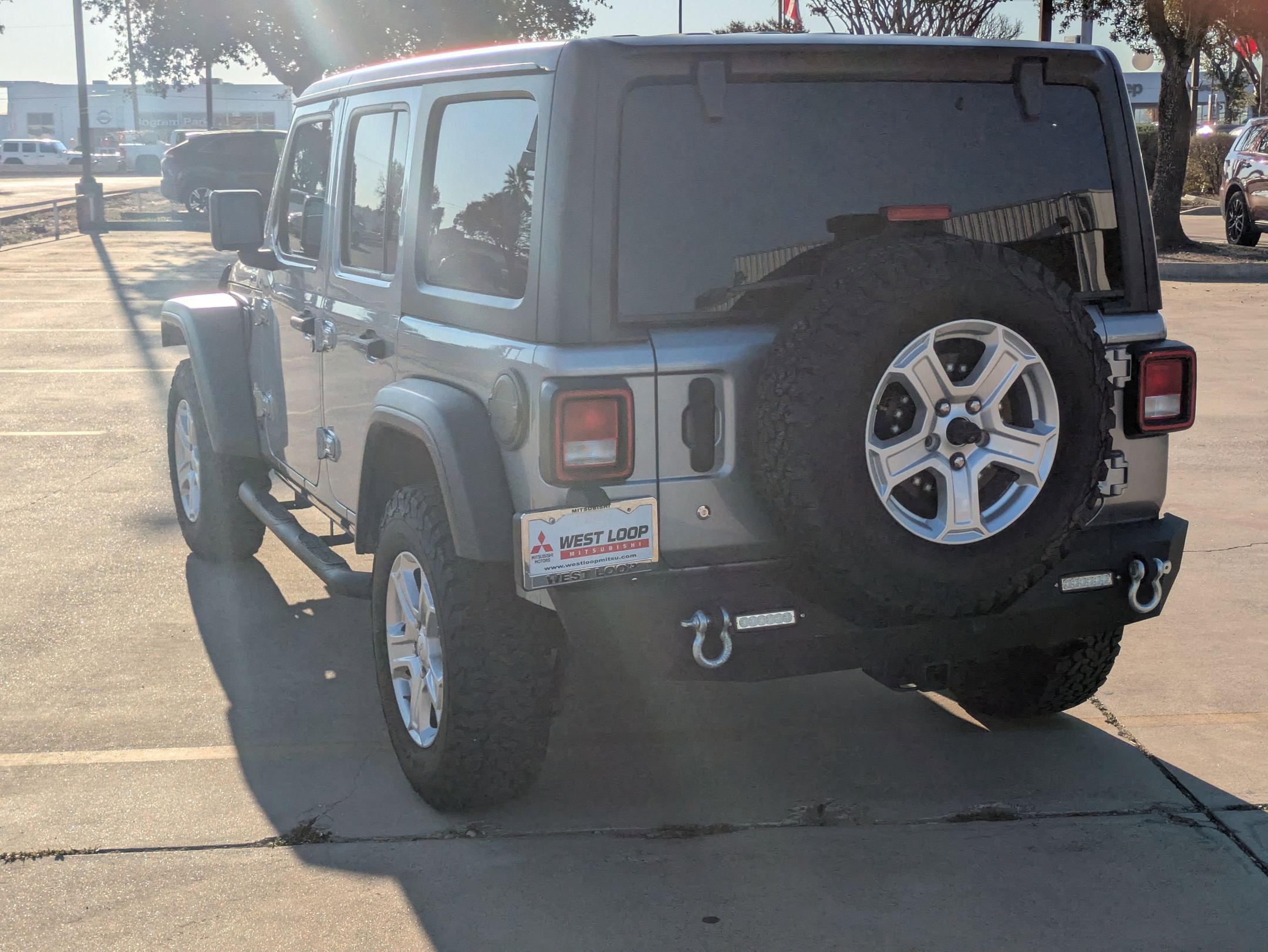2023 Jeep Wrangler Sport photo 3