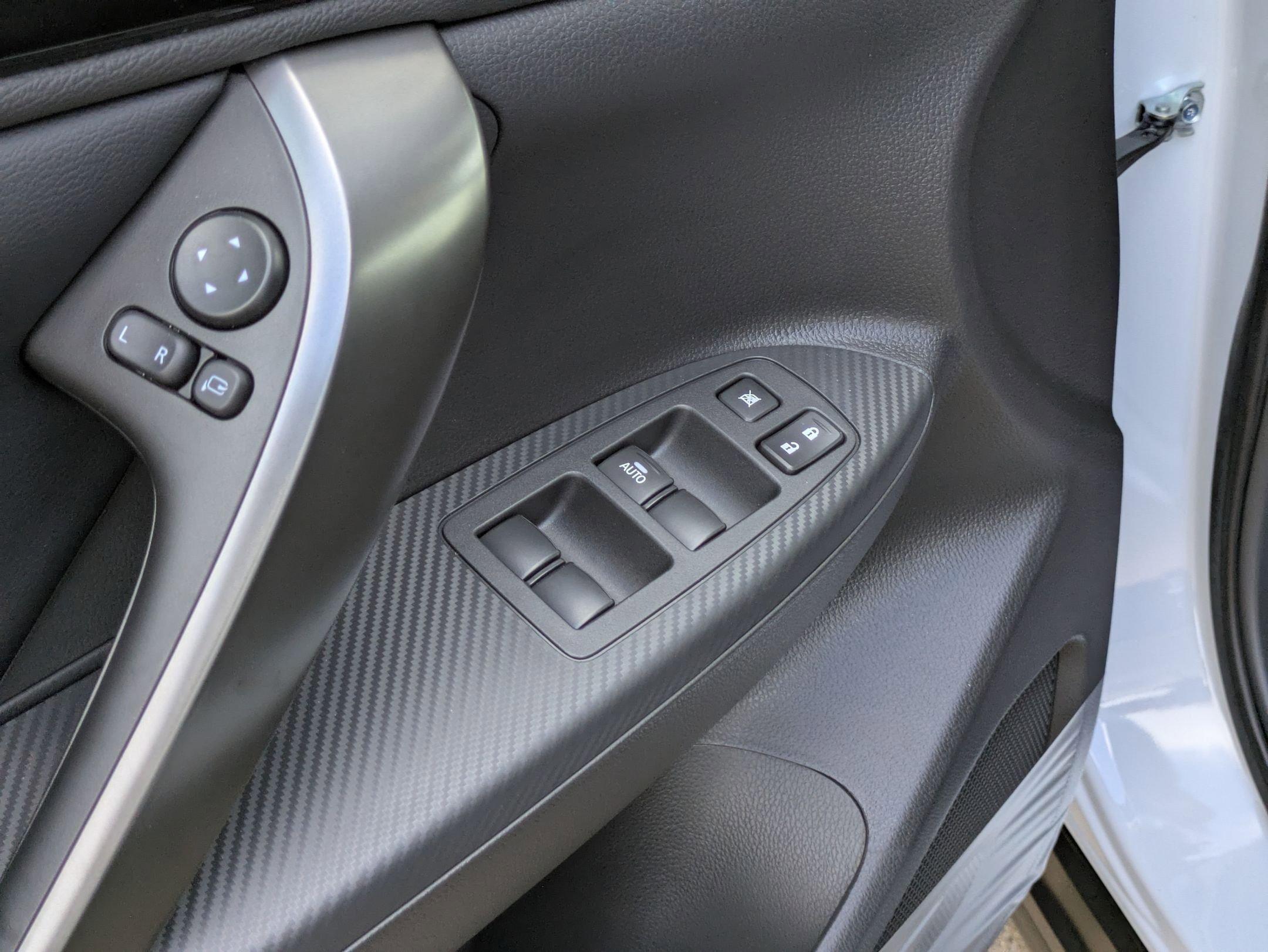 2025 Mitsubishi Eclipse Cross Black Edition - Photo 12