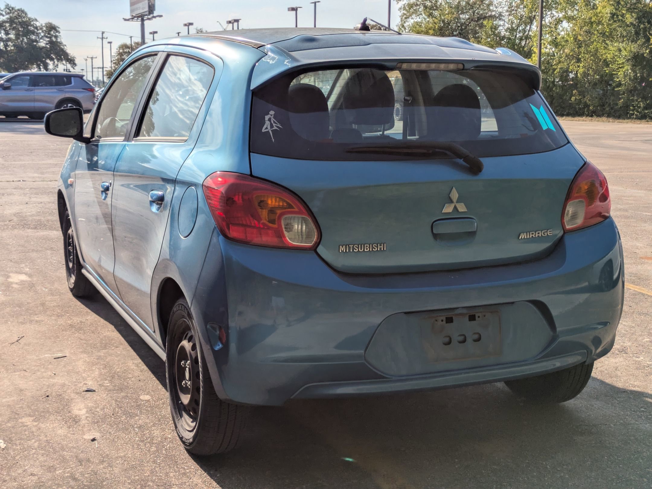 2015 Mitsubishi Mirage DE photo 4