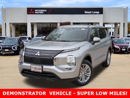 2024 Mitsubishi Outlander ES SUV