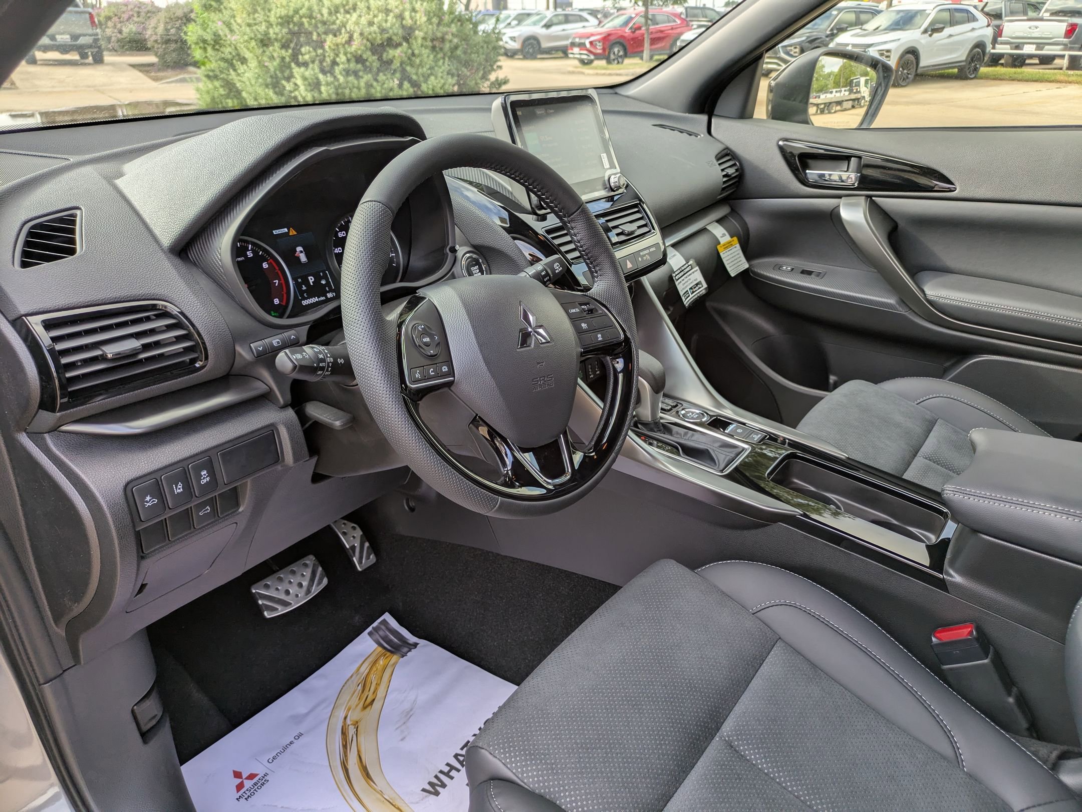 2025 Mitsubishi Eclipse Cross Black Edition - Photo 9