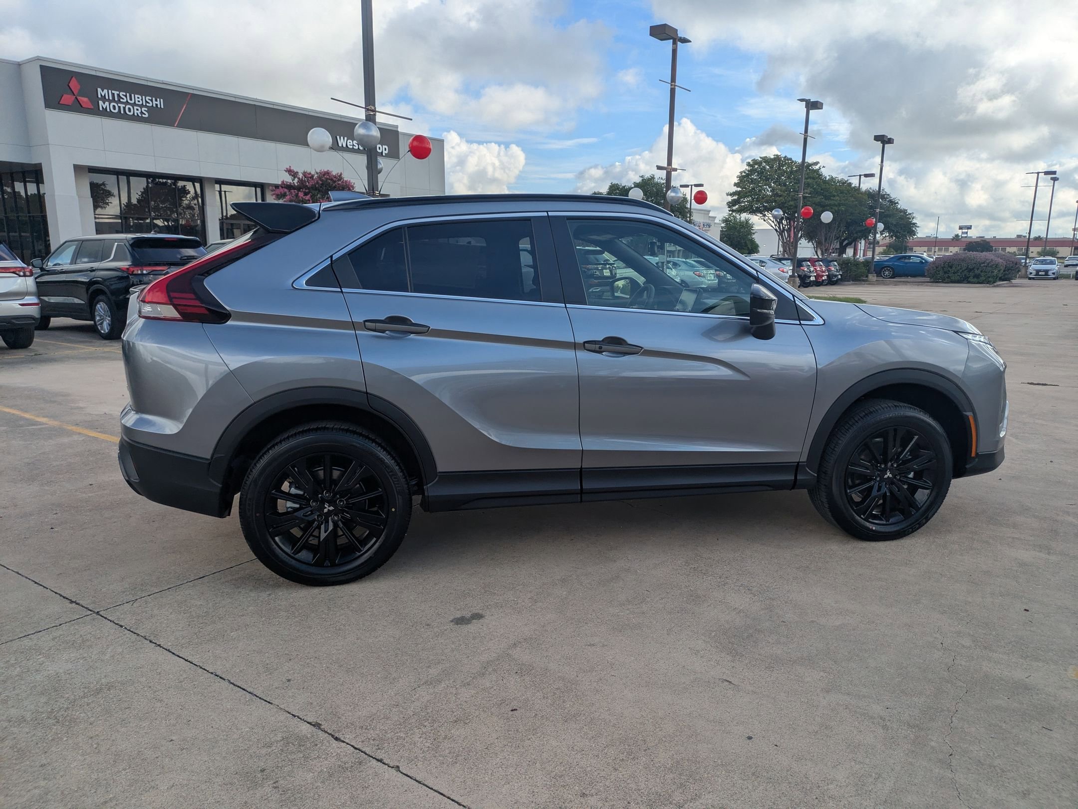 2025 Mitsubishi Eclipse Cross Black Edition - Photo 6