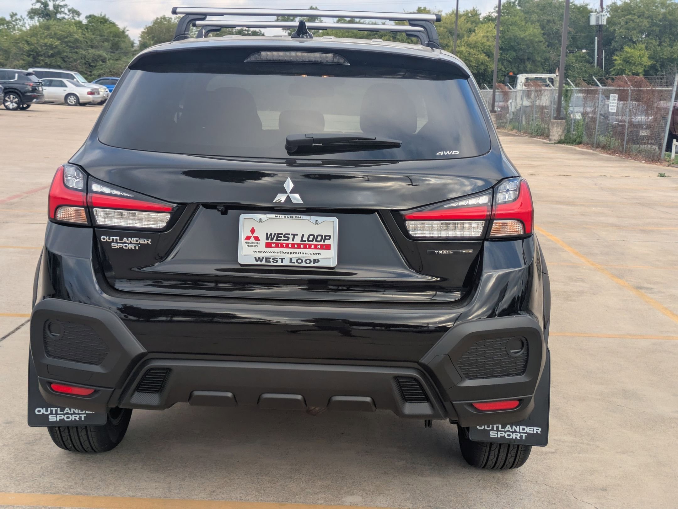 2025 Mitsubishi Outlander Sport ES SE LE photo 2