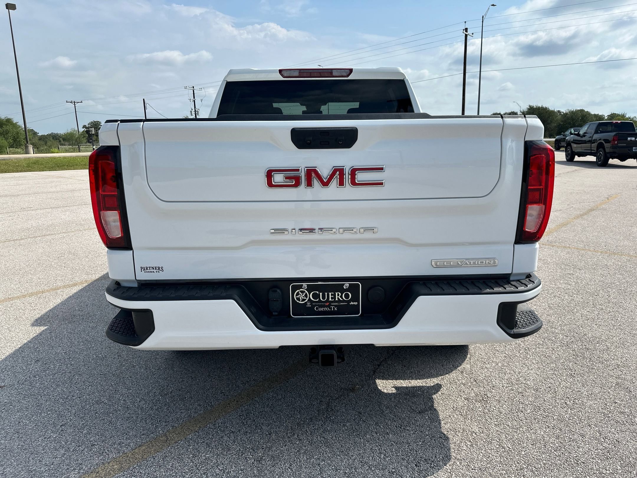 2023 Gmc Sierra 1500 Elevation photo 3