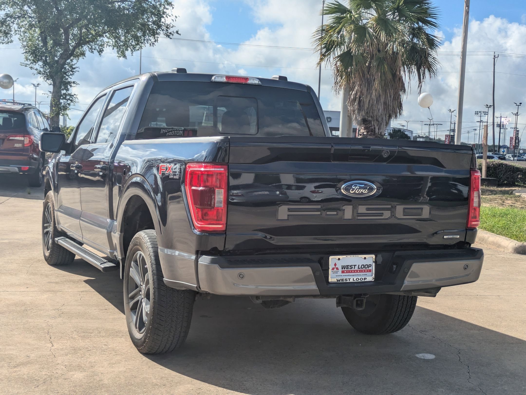 2023 Ford F-150 XLT photo 3