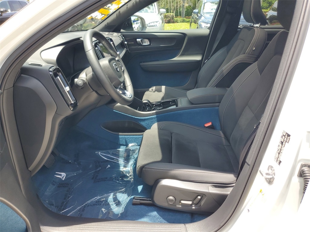 Used 2023 Volvo C40 Recharge Pure Electric For Sale at