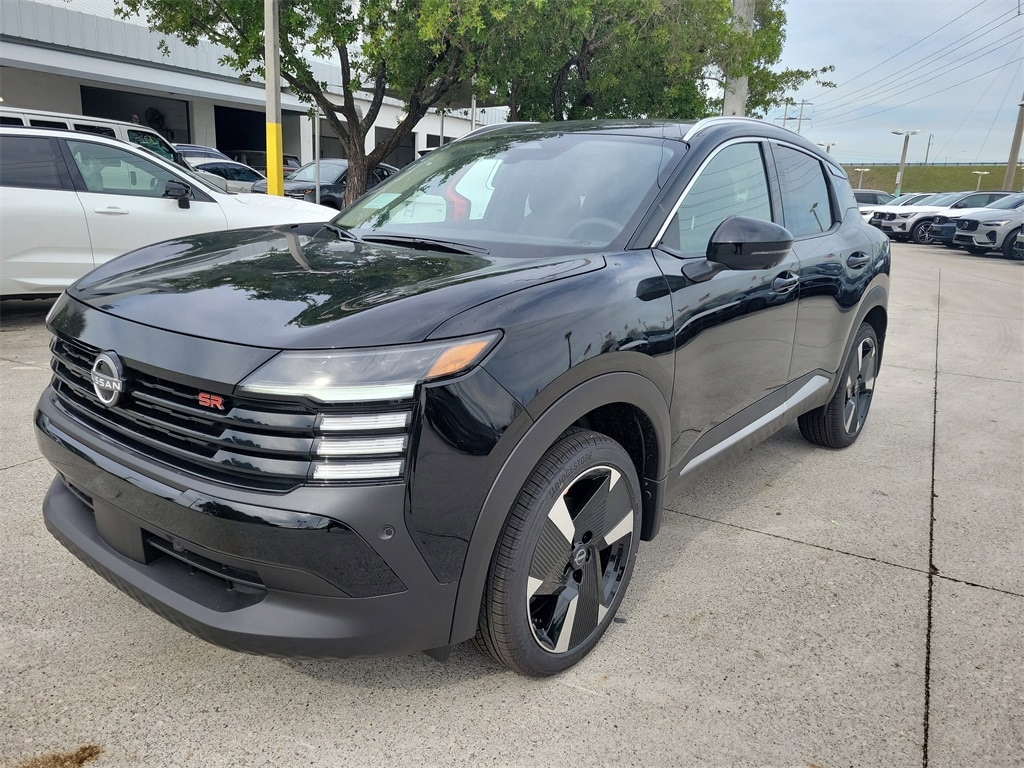 New 2026 Nissan Kicks SR SUV