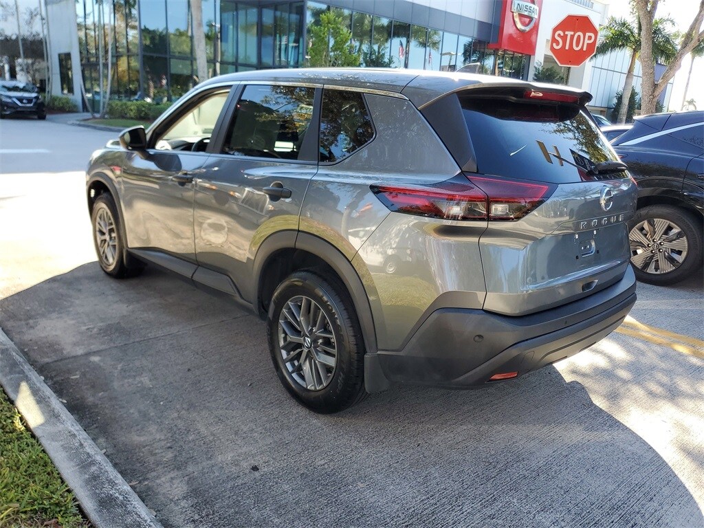 2021 Nissan Rogue S photo 3