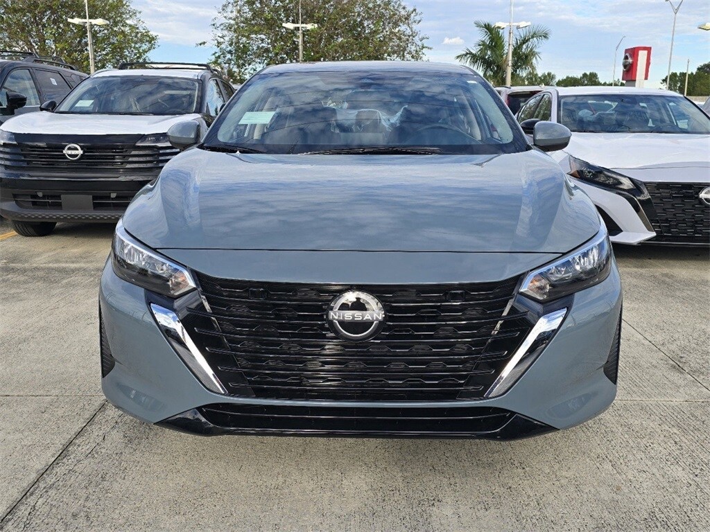 2025 Nissan Sentra SV photo 2