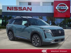 2026 Nissan Pathfinder Platinum SUV