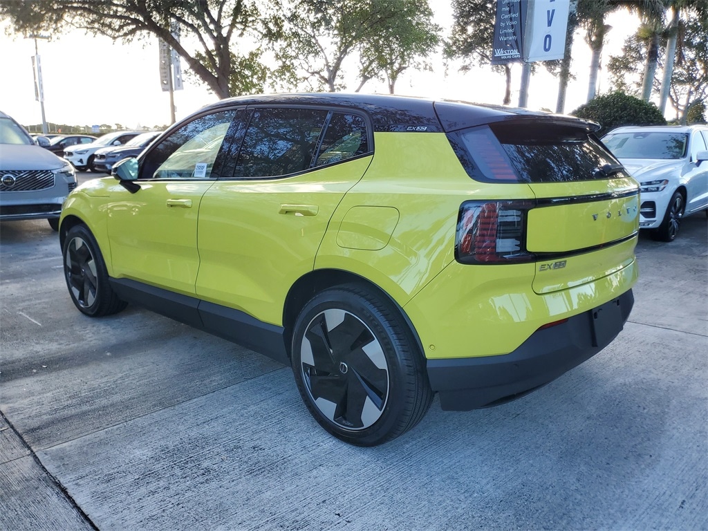 Certified 2025 Volvo EX30 Twin Motor Ultra SUV