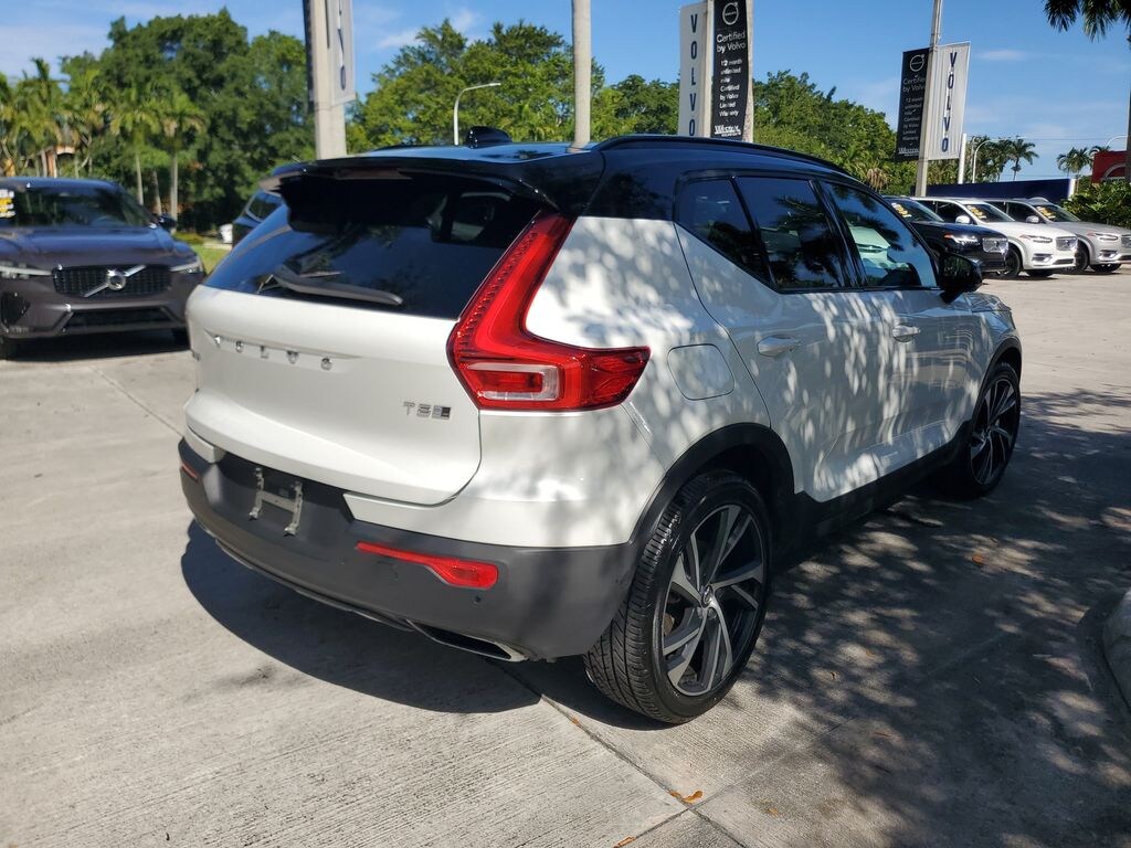 Used 2020 Volvo XC40 T5 R-Design SUV