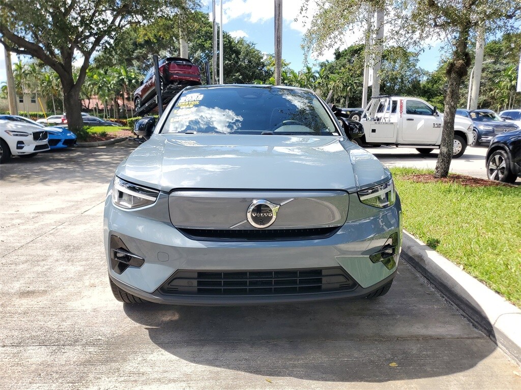 2023 Volvo C40 Recharge Plus photo 2