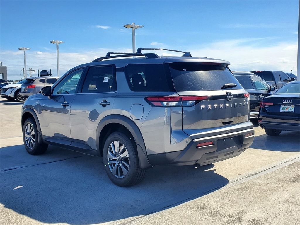 New 2025 Nissan Pathfinder SV SUV