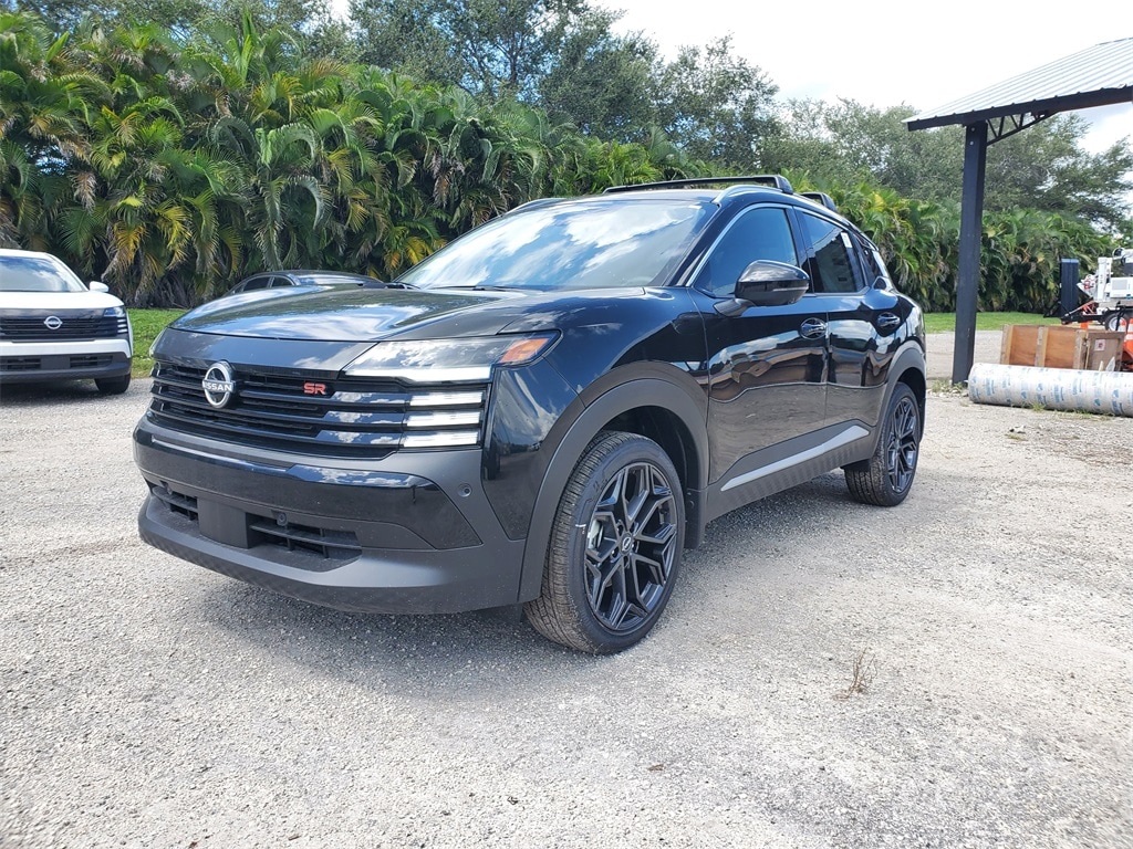 New 2025 Nissan Kicks SR SUV