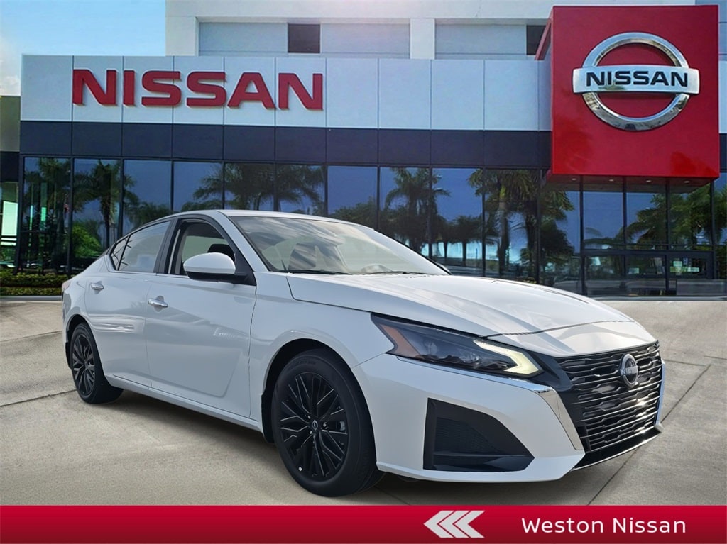 2025 Nissan Altima SV