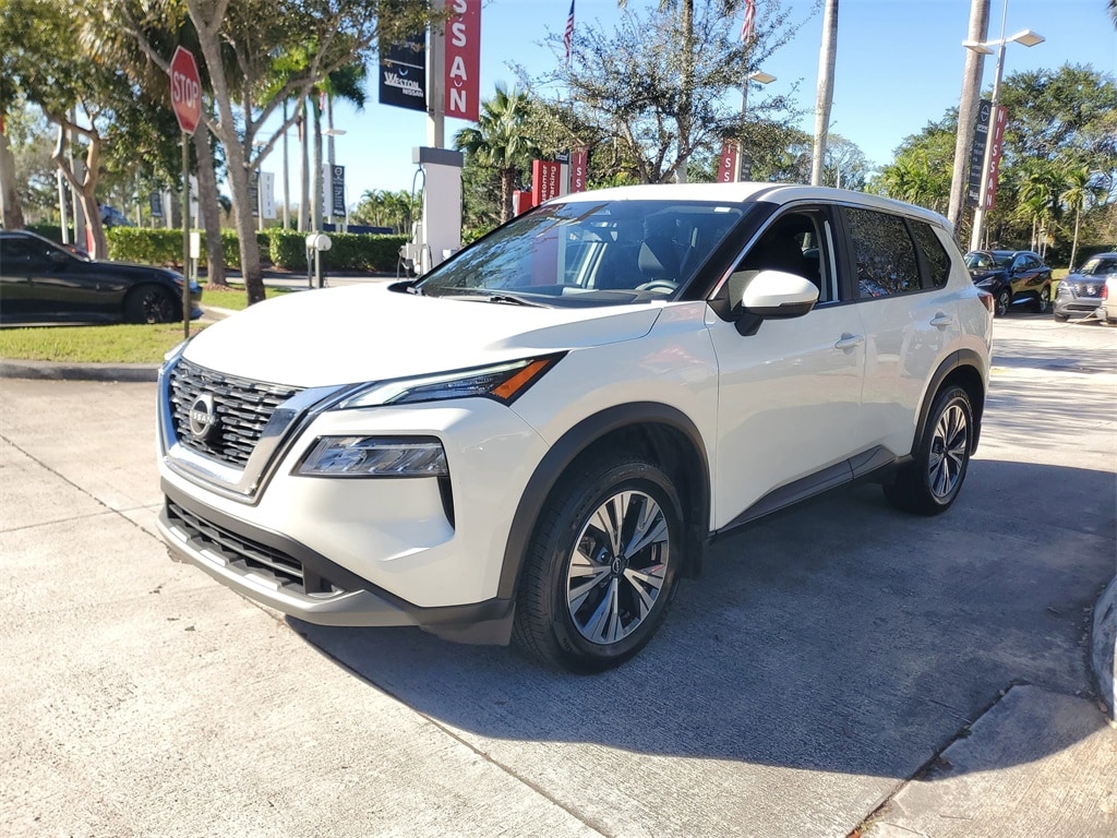 Certified 2022 Nissan Rogue SV SUV