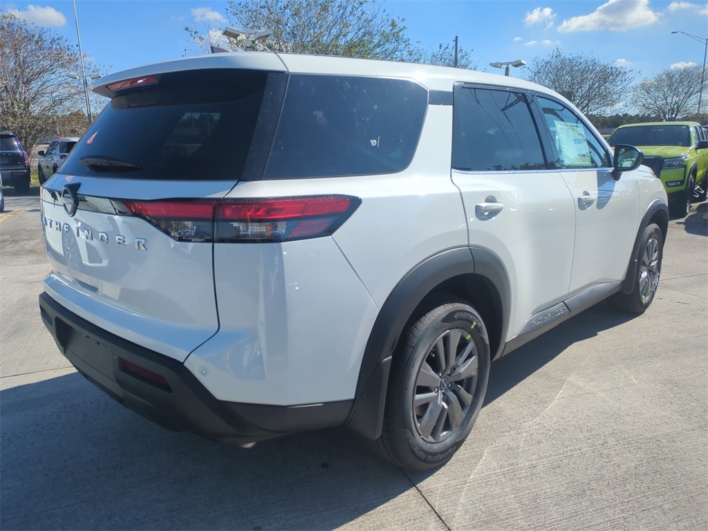 New 2025 Nissan Pathfinder S SUV