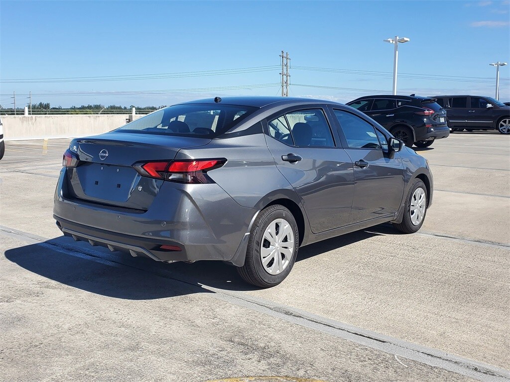 2026 Nissan Sentra S photo 4