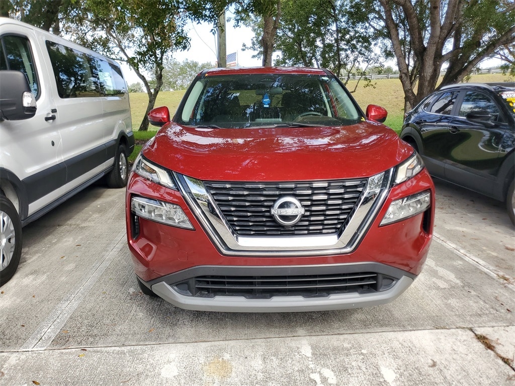 Certified 2022 Nissan Rogue SV SUV