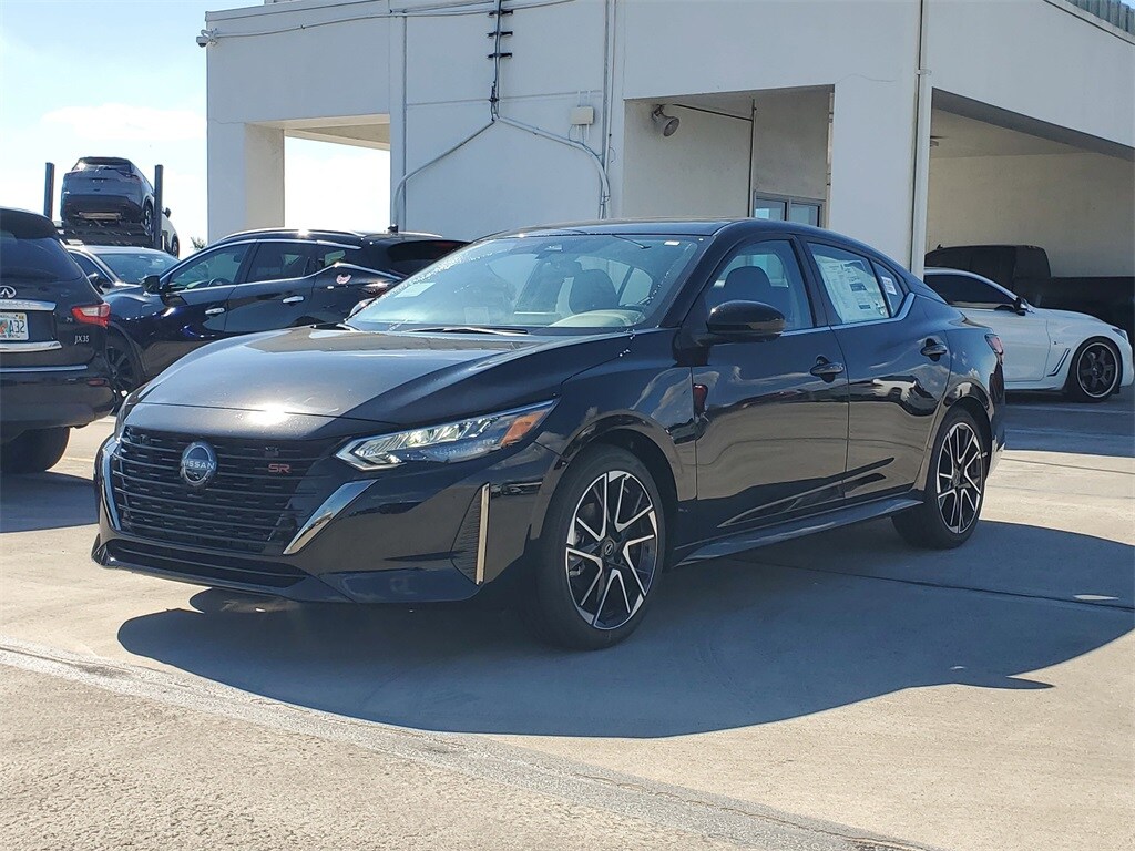 2026 Nissan Sentra SR photo 3