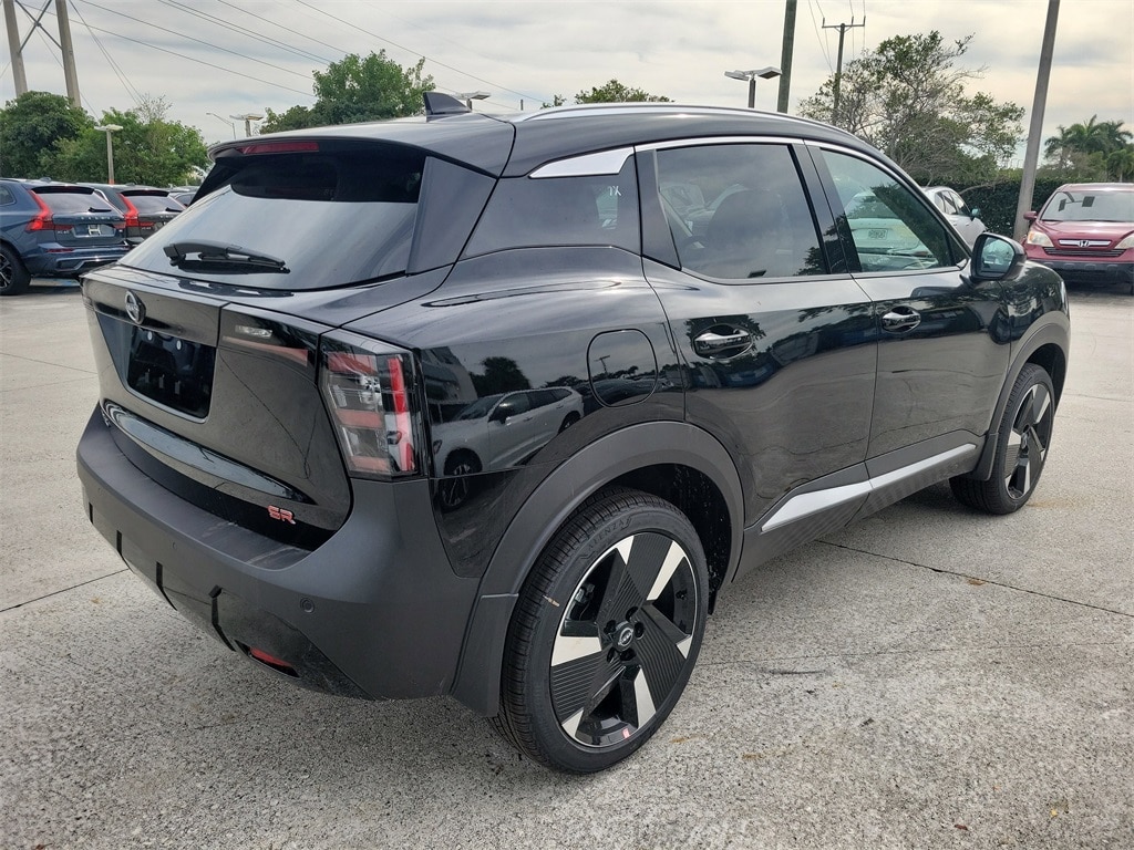 New 2026 Nissan Kicks SR SUV