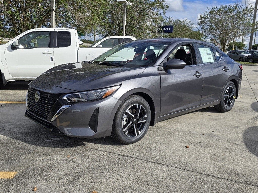 2025 Nissan Sentra SV photo 3