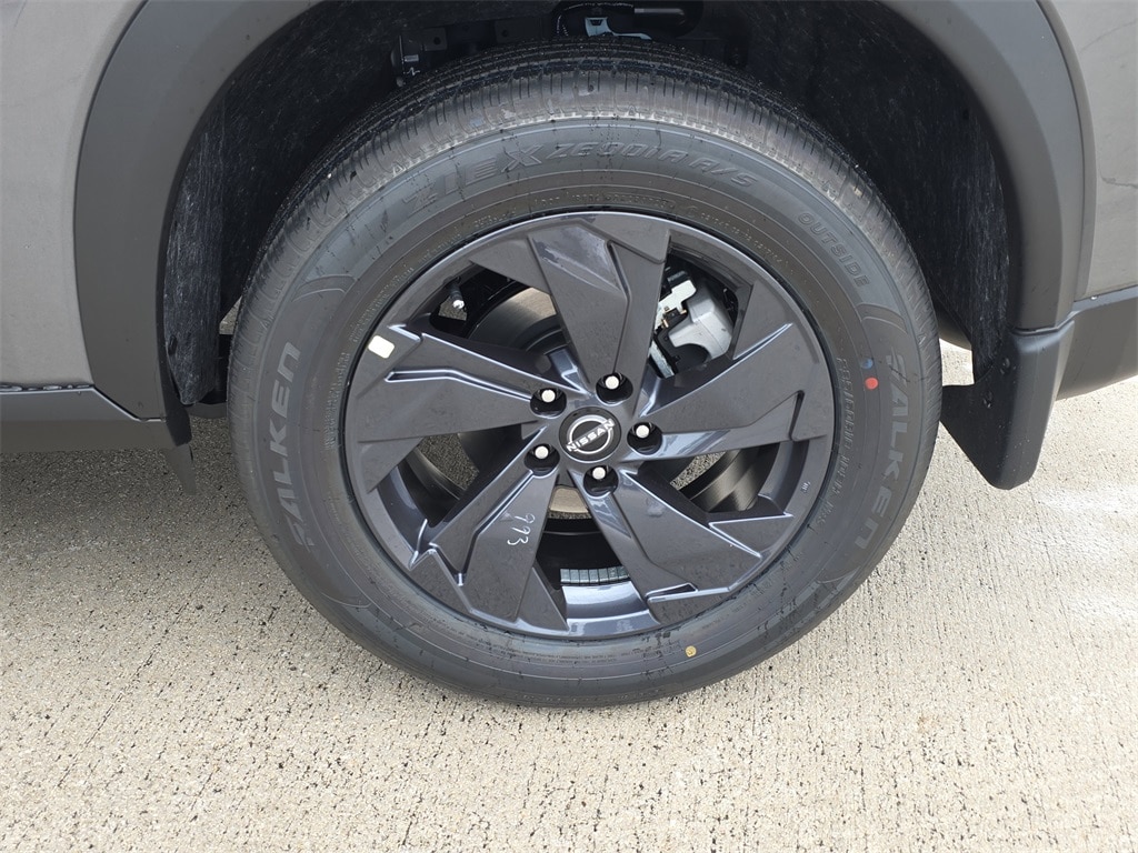 New 2026 Nissan Rogue SV SUV