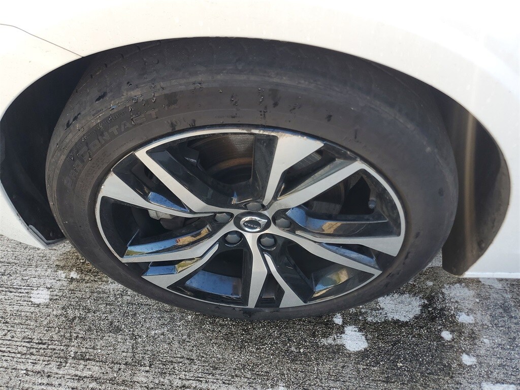 2024 Volvo S60 B5 Core photo 4