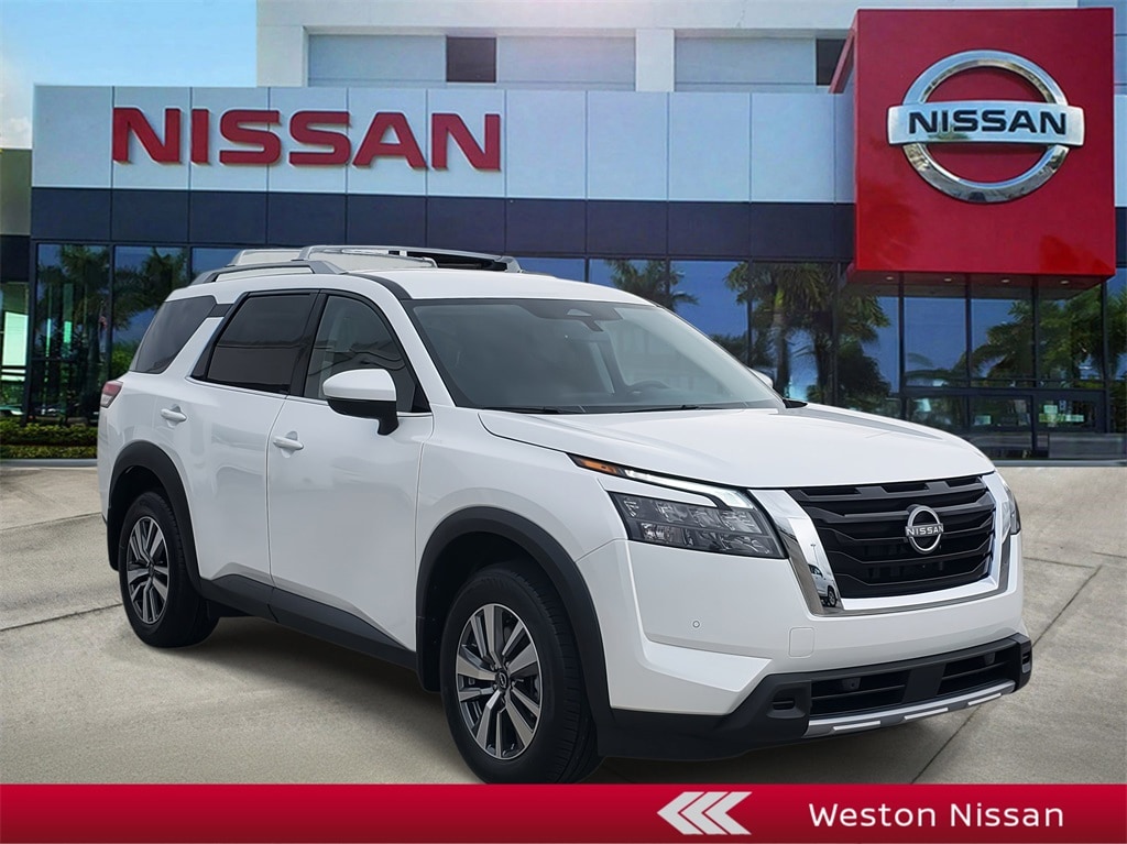New 2025 Nissan Pathfinder SL SUV