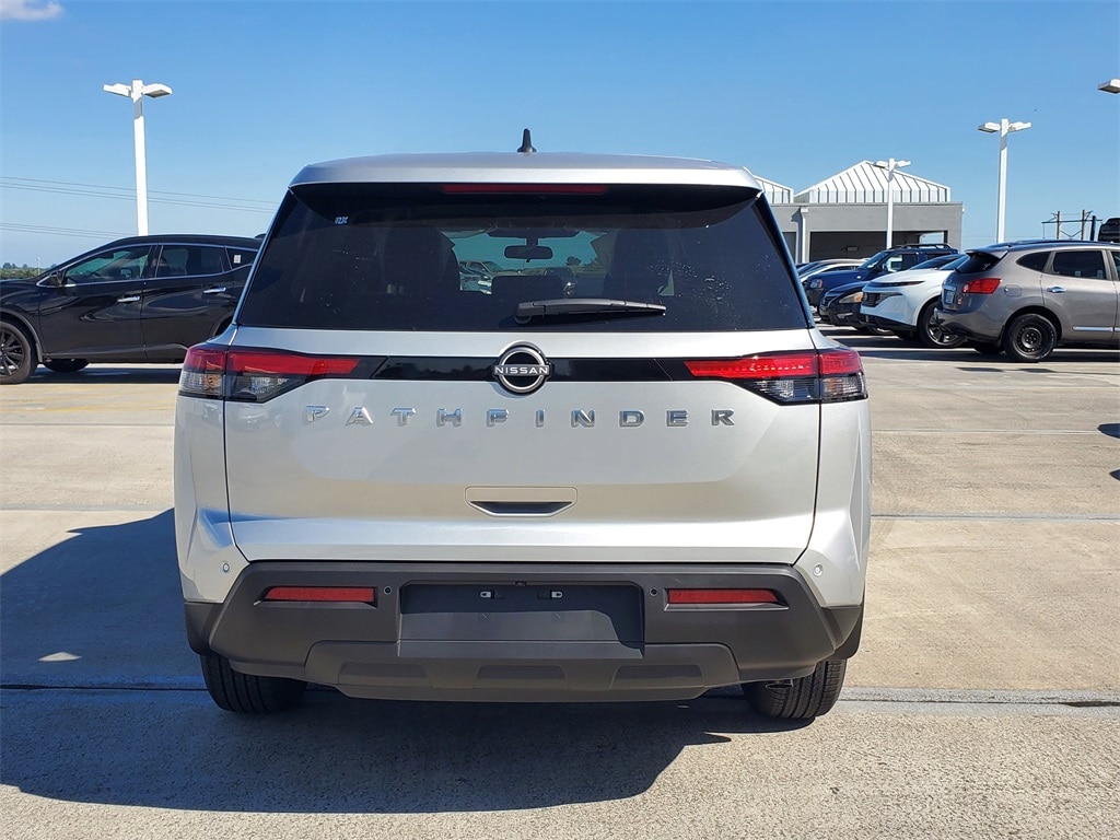 New 2025 Nissan Pathfinder S SUV