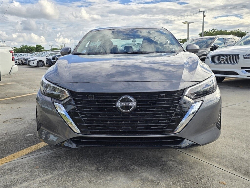 2025 Nissan Sentra S photo 2
