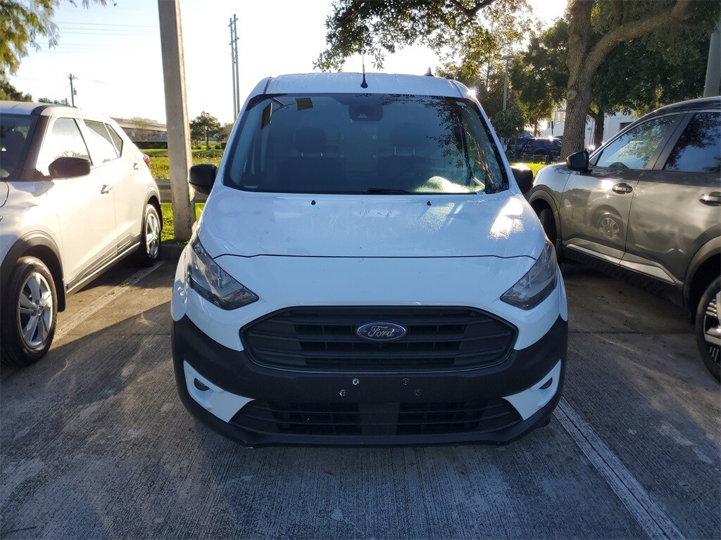 2022 Ford Transit Connect XLT photo 2