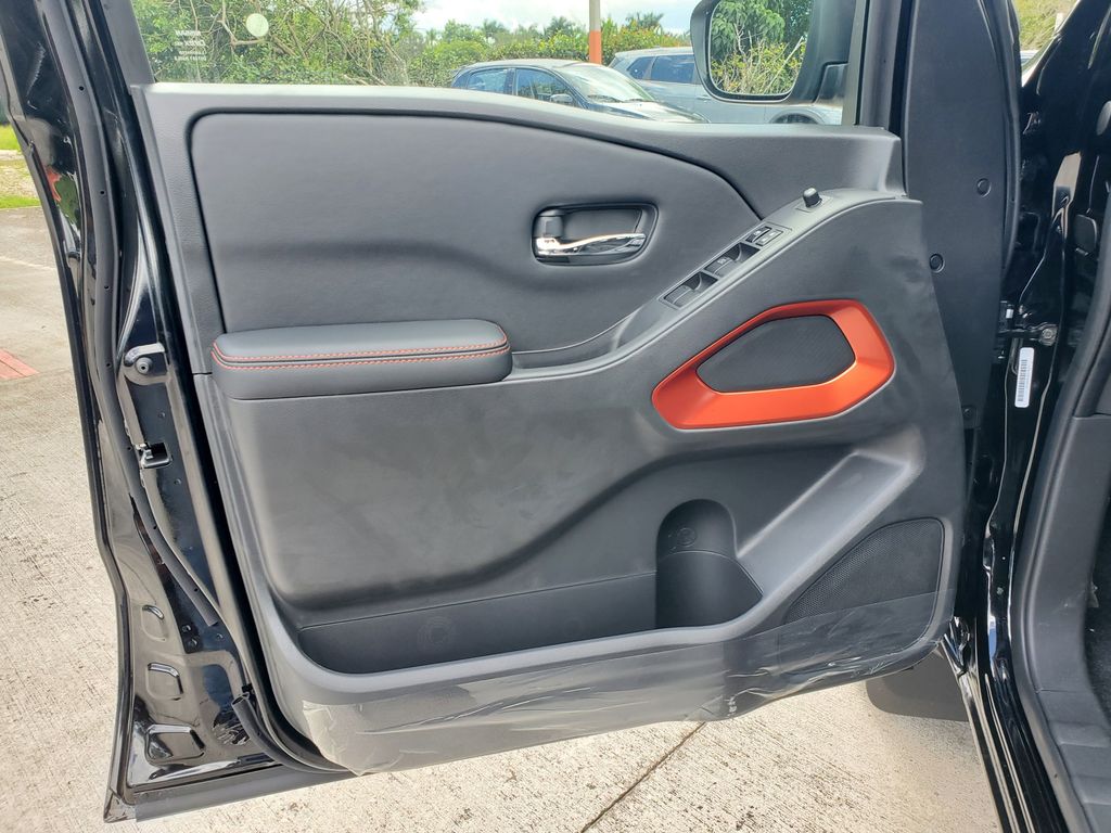2026 Nissan Frontier PRO-X - Photo 11