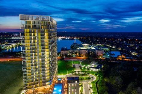 Nissan Rogue near Sunrise