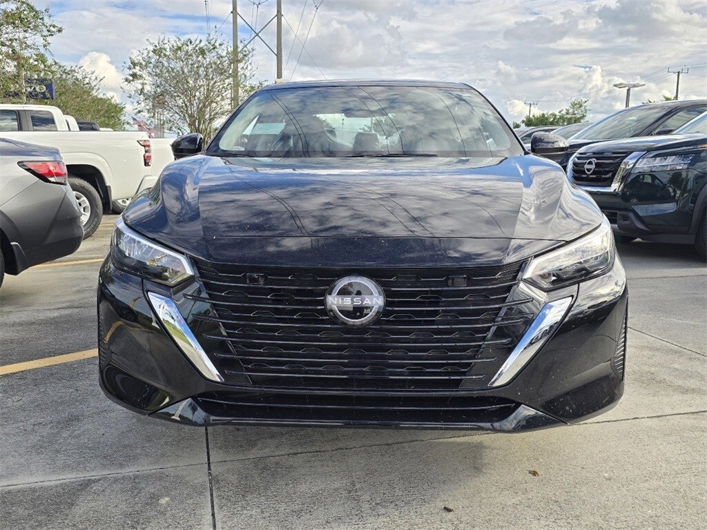 2025 Nissan Sentra S photo 2