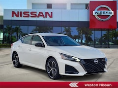 2025 Nissan Altima SR Sedan