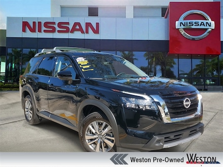 2025 Nissan Pathfinder SL SUV
