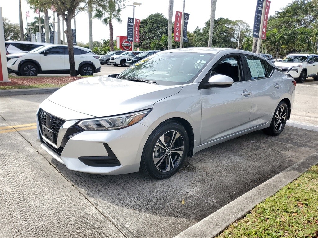 2022 Nissan Sentra SV photo 3