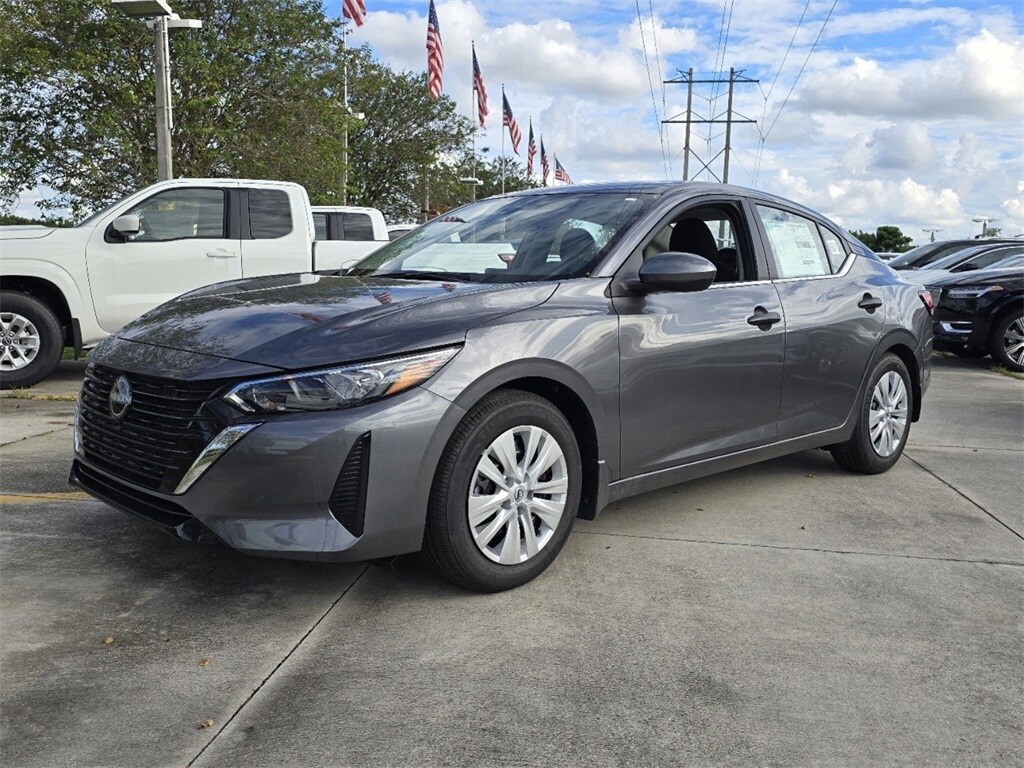 2025 Nissan Sentra S photo 3