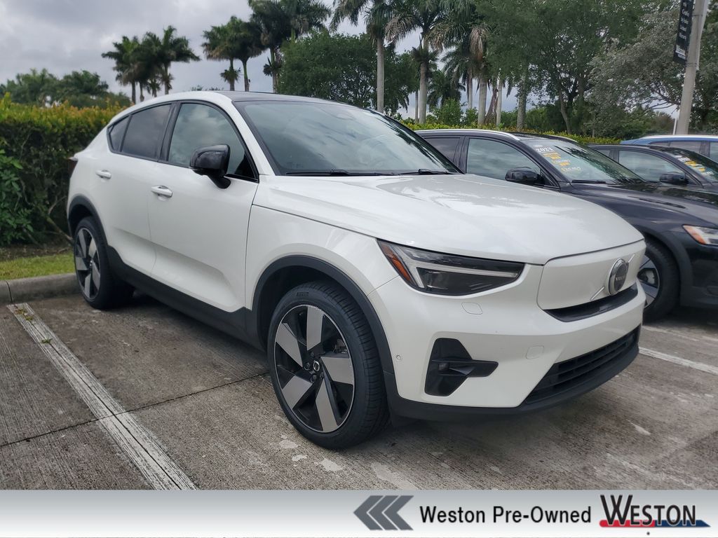 2023 Volvo C40