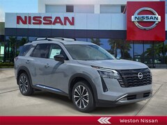 2026 Nissan Pathfinder Platinum SUV