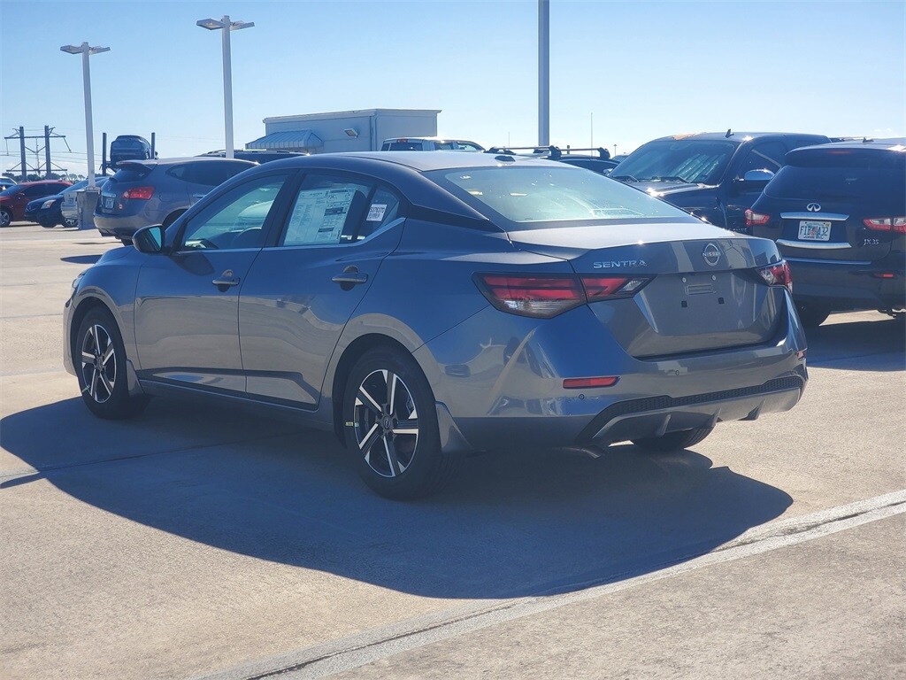 2026 Nissan Sentra SV photo 3