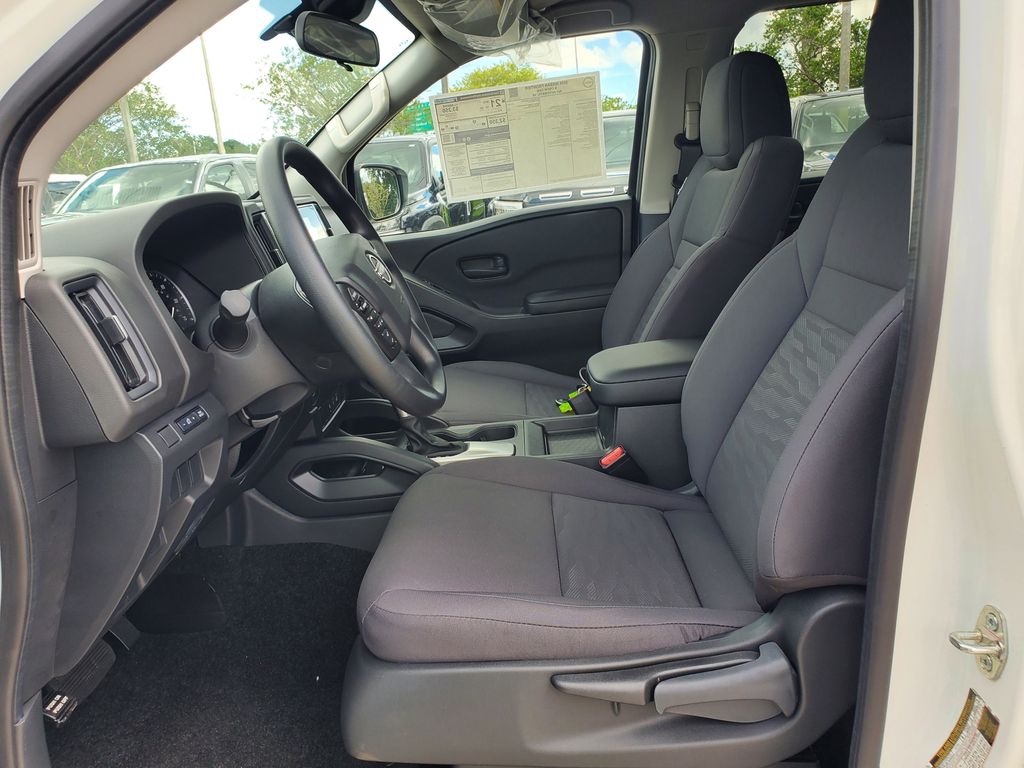 2026 Nissan Frontier S - Photo 9
