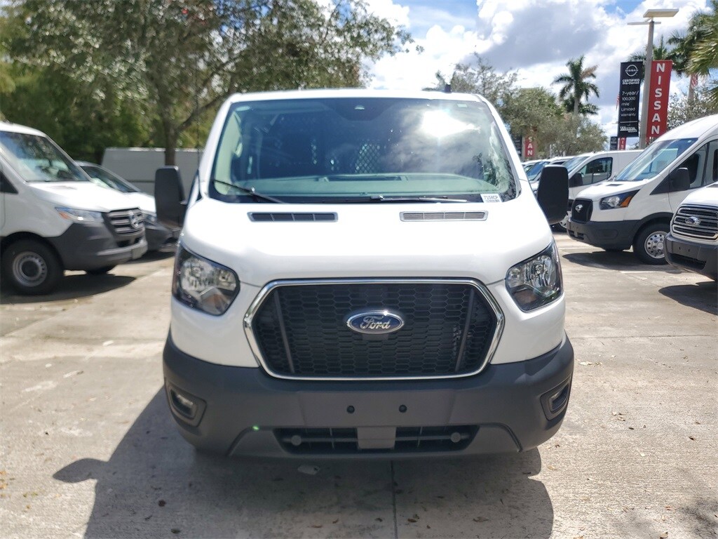 2024 Ford Transit photo 2