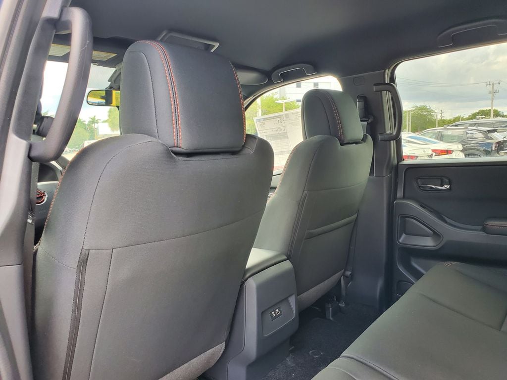 2026 Nissan Frontier PRO-X - Photo 7
