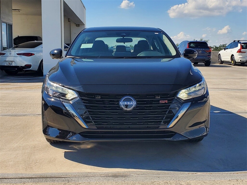 2026 Nissan Sentra SR photo 2